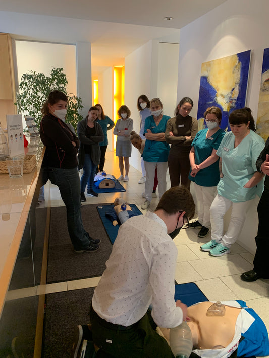 News aus der Praxis - Notfall-Training